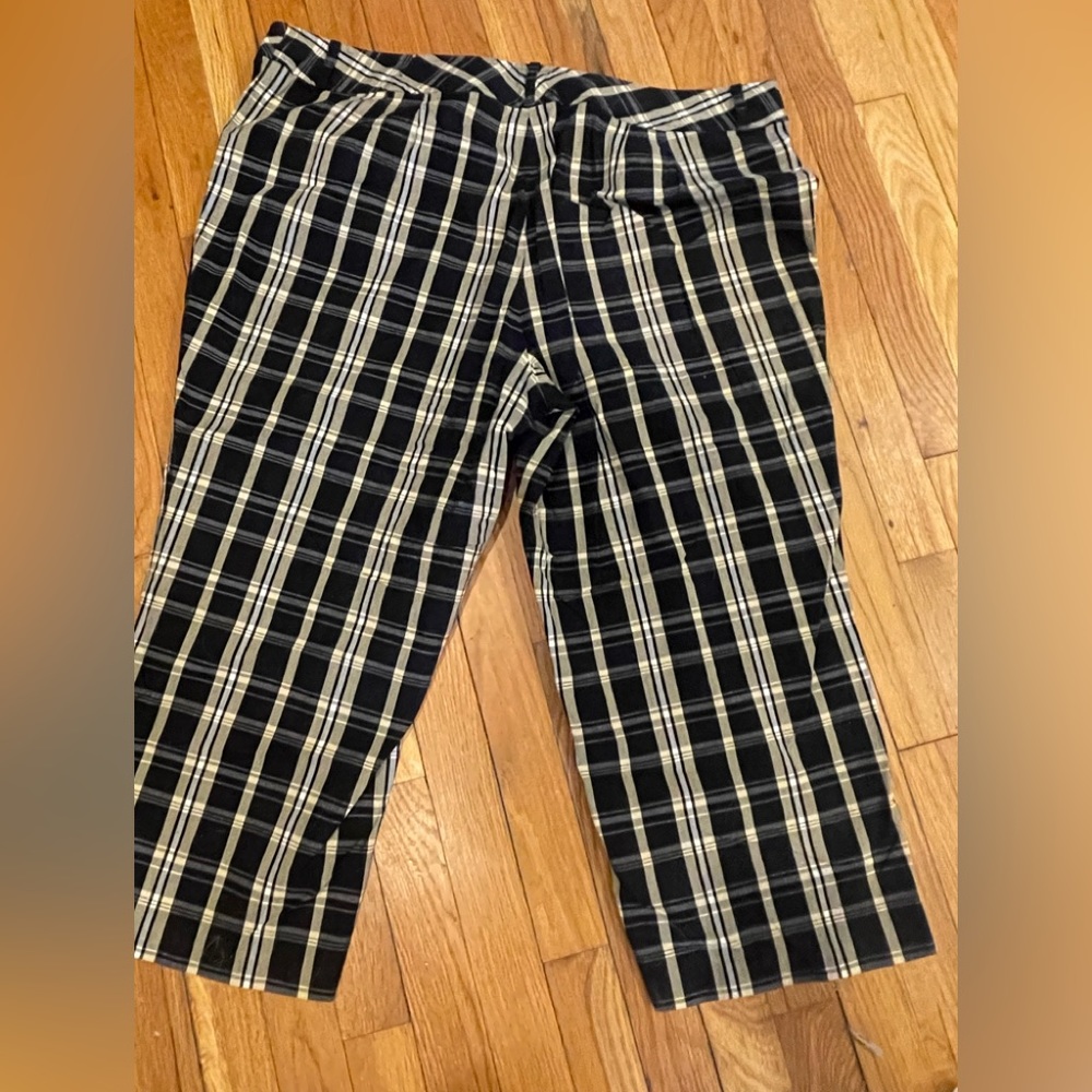 Cropped pants